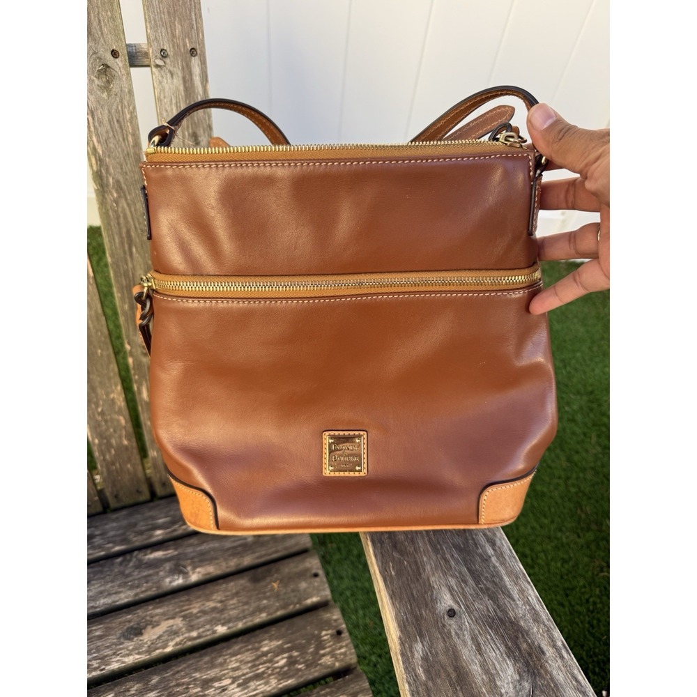 Dooney & Bourke Wexford Smooth Leather Crossbody Natural J